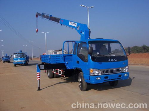 8噸隨車(chē)吊廠(chǎng)家價(jià)格解析與選購(gòu)指南